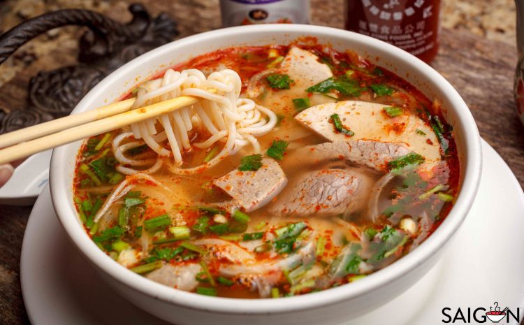 Hue Style Thick Vermicelli Noodle Soup